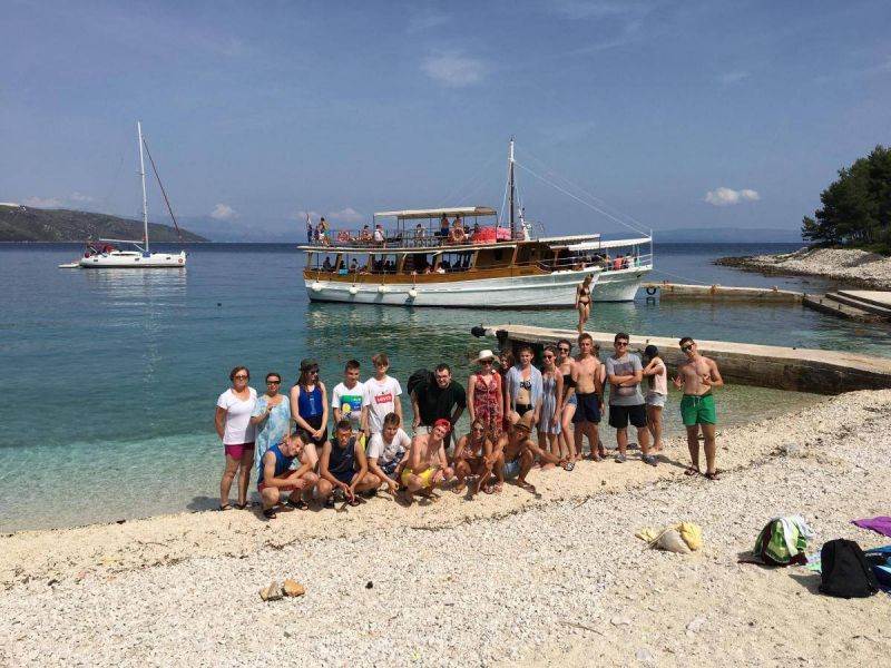 34810727_2026917454303631_5489609859517120512_n