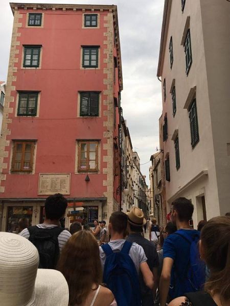 34783006_2027709694224407_8983187475568525312_n