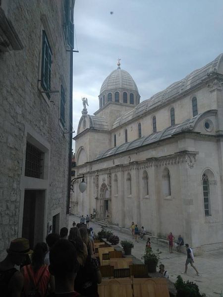 34860770_2071951983074180_1919261498346045440_n