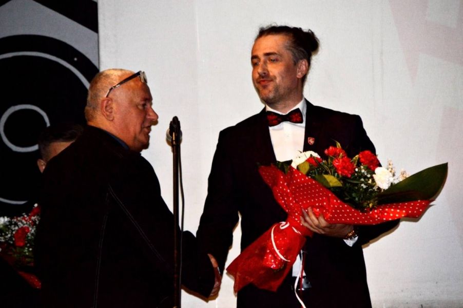 PicsArt_03-25-07.13.33