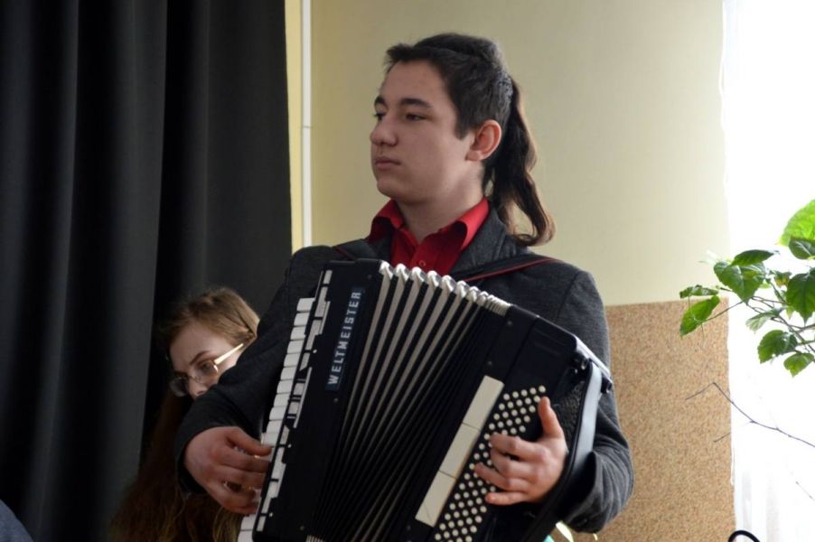 PicsArt_03-25-09.20.29