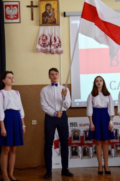 PicsArt_03-25-09.37.14