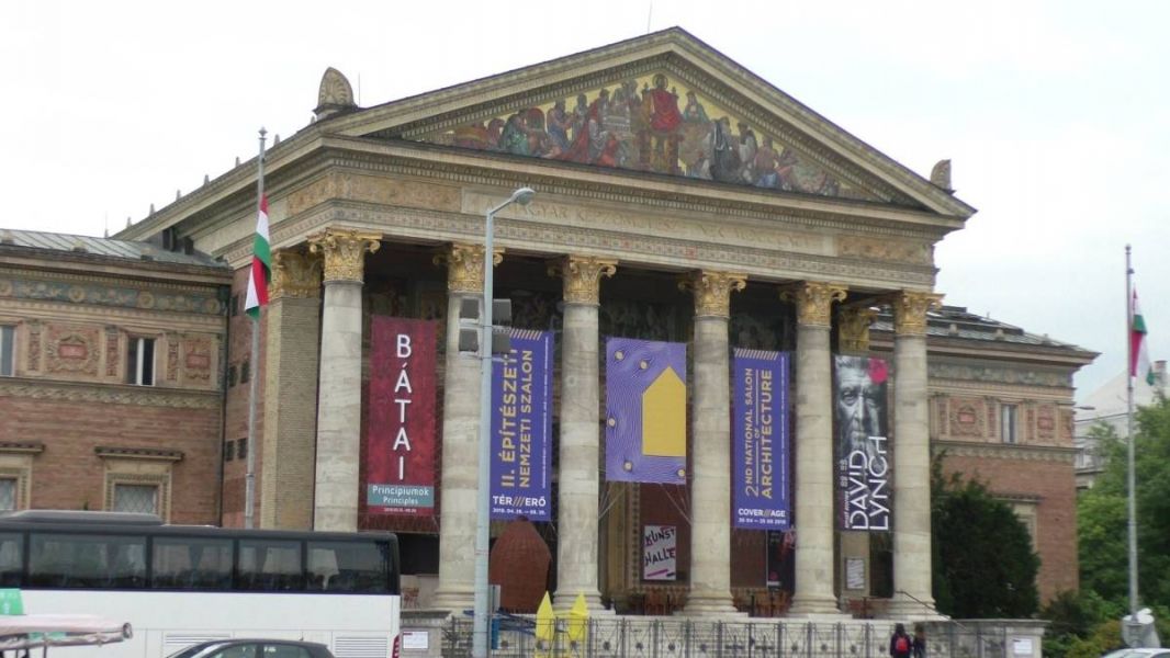 61534941_1301553650004589_688198441087533056_o