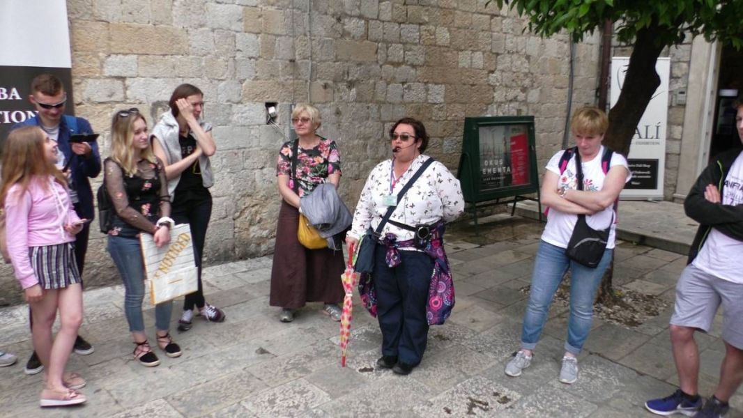 61628371_1301555933337694_2147448433563140096_o