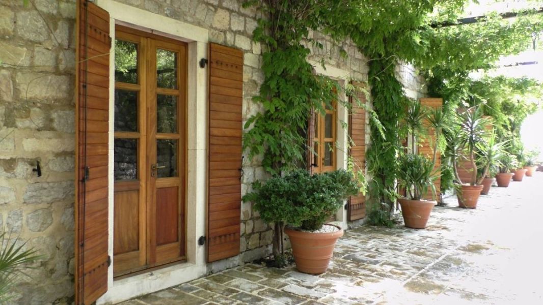 61311434_1302908399869114_7839090629811372032_o