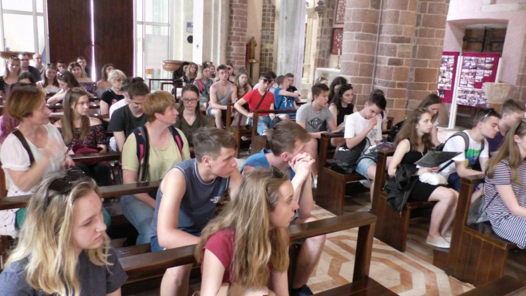 61362823_1302909113202376_4014246494071685120_o