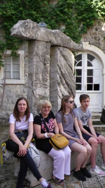 61412754_1302908123202475_2237846461372956672_n