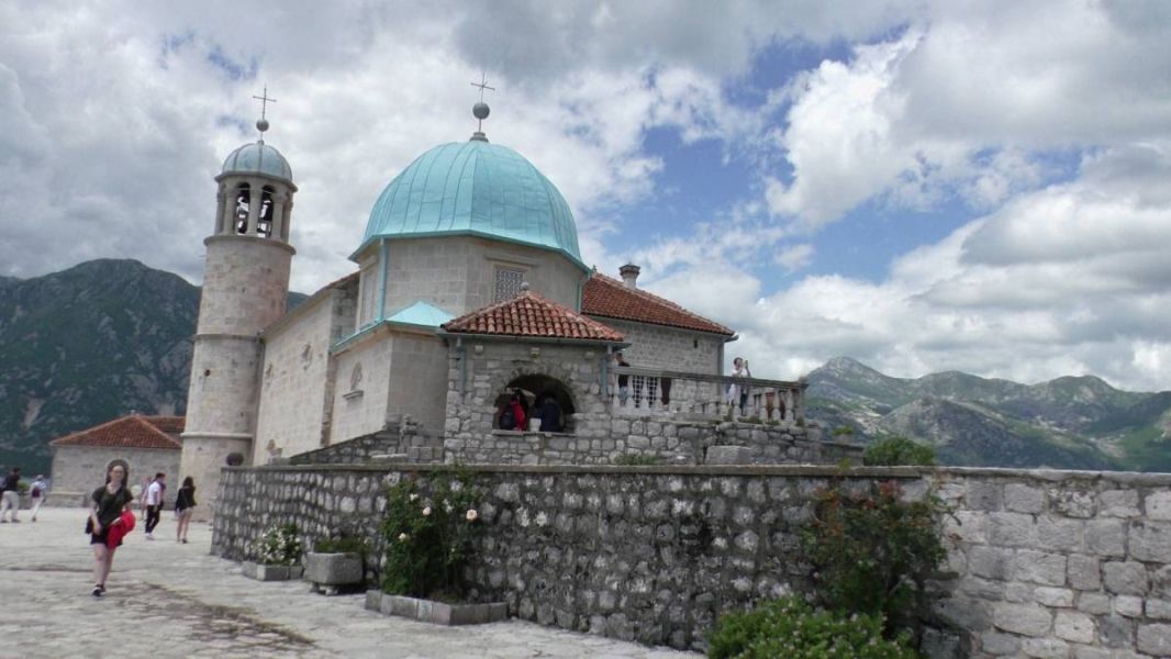 61522755_1302908723202415_7195897561880723456_o