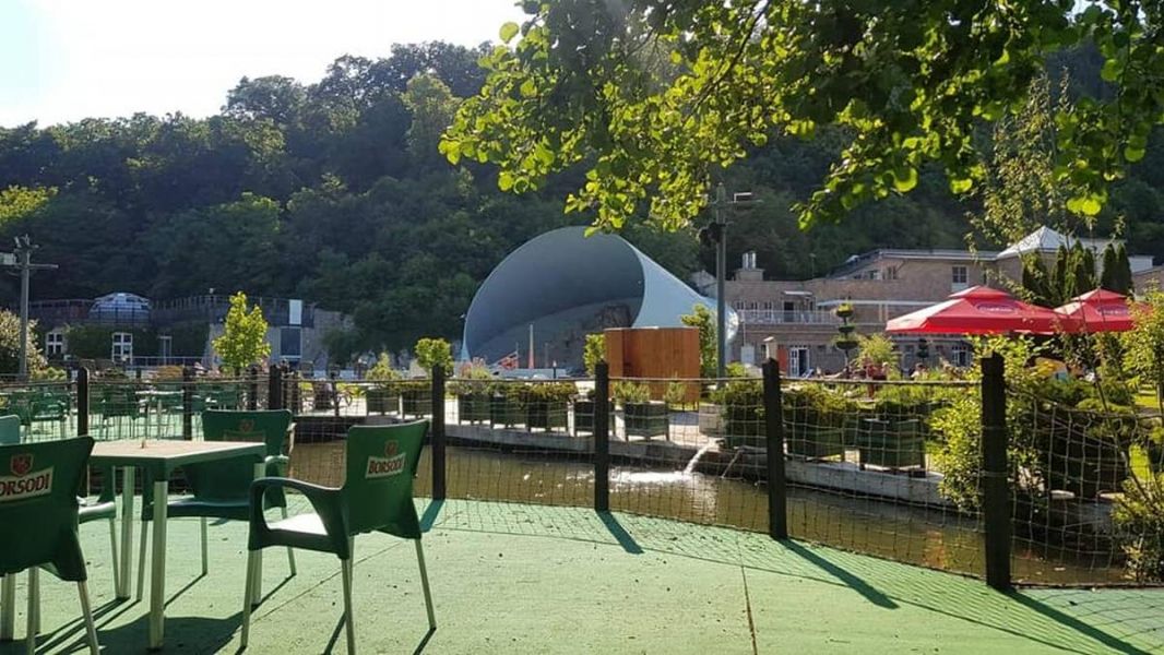 61843430_1305020206324600_282502225513676800_n