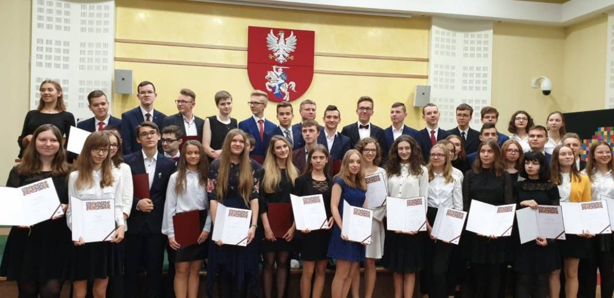 72069201_1621136191356851_535401676702482432_n