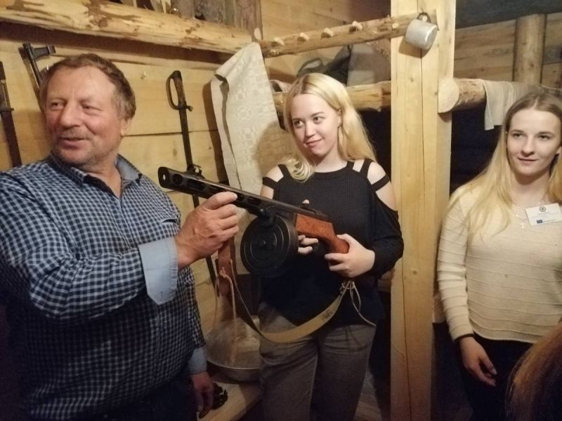 73404029_421833461852361_4756615128575639552_n