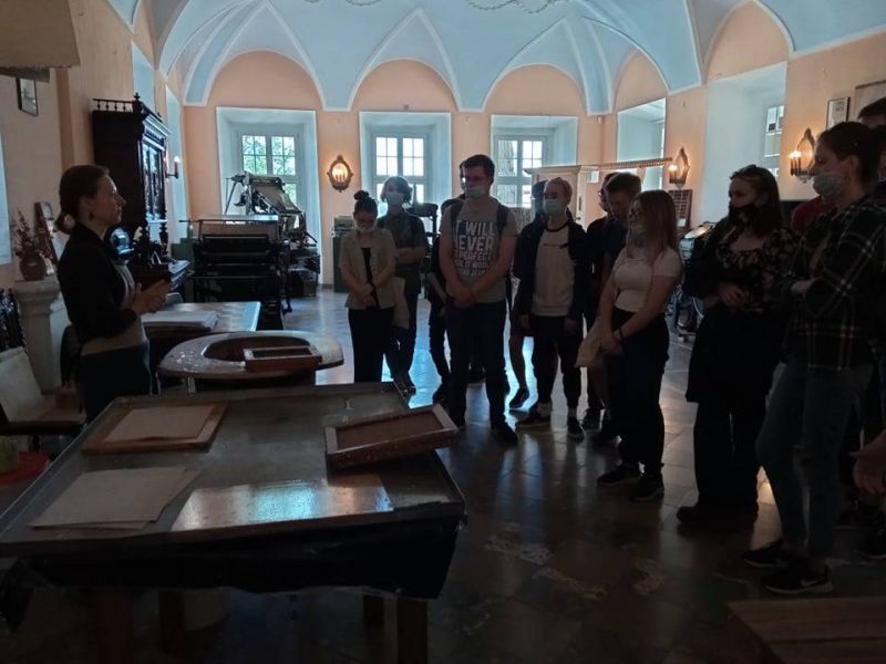 200973356_988661775269754_2373387345812372135_n