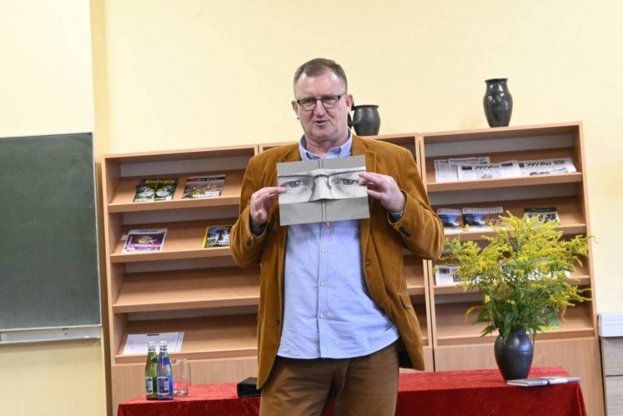 _DSC3584 spotkanie z poetą zd 2