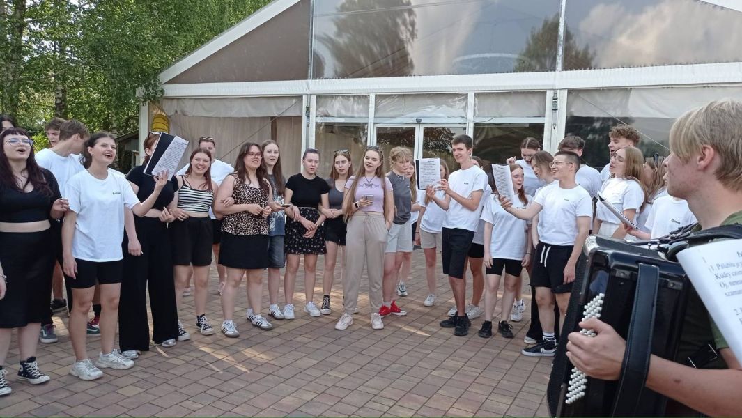 447783611_999608702167833_1992017932307710824_n