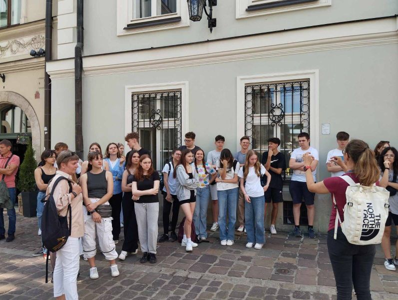 448211453_821858926142325_6066680557529739248_n (1)