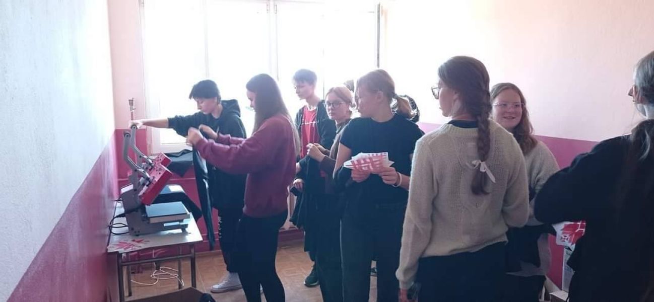 thumbnail_1000016545