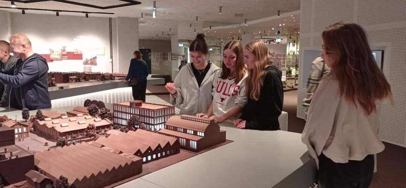 thumbnail_1000016612