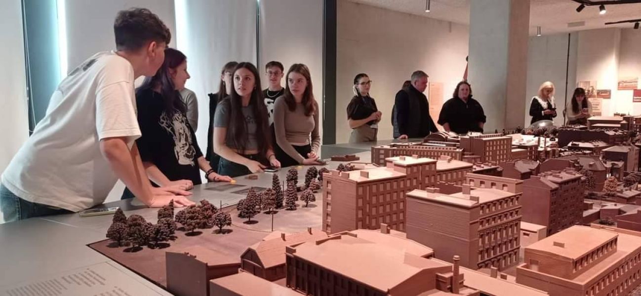 thumbnail_1000016613