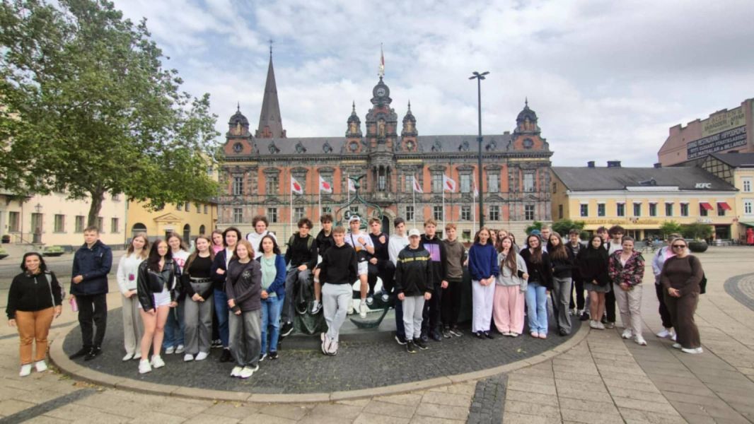 507989637_1302356425226391_4887354565909513876_n