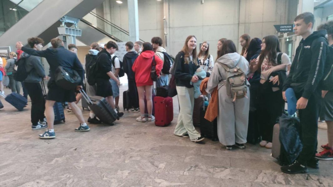 508169392_1302357631892937_3777901978241296407_n