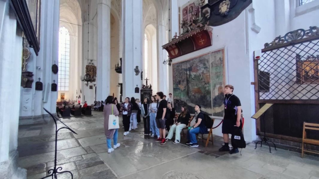 508199591_1302357835226250_3873574745090430424_n