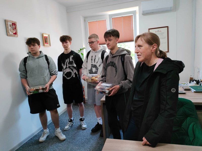 499998325_1288488863279814_1863161247255033425_n