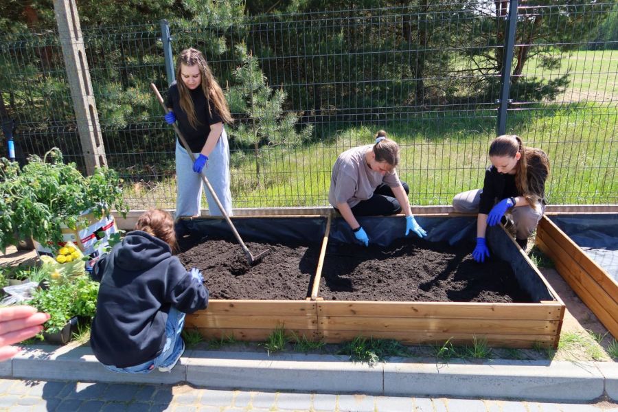 500179975_690570160597277_8110720623844728594_n