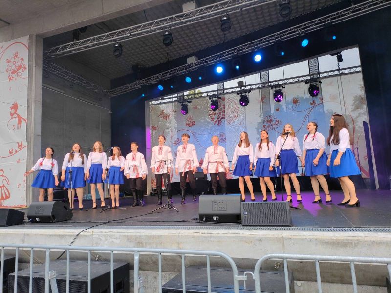 517102891_1323788533083180_61046726615318579_n