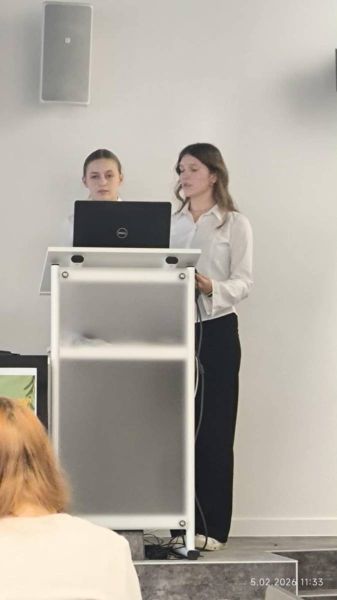 ac2fcfa8-f09b-426a-97b8-4e129e3e02d3