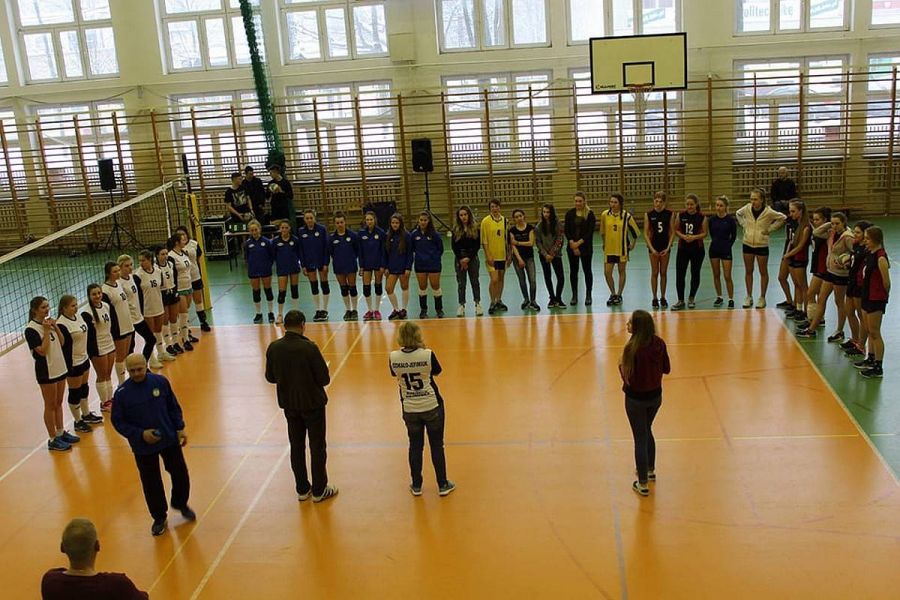 27399966_575085886174013_315025287_n